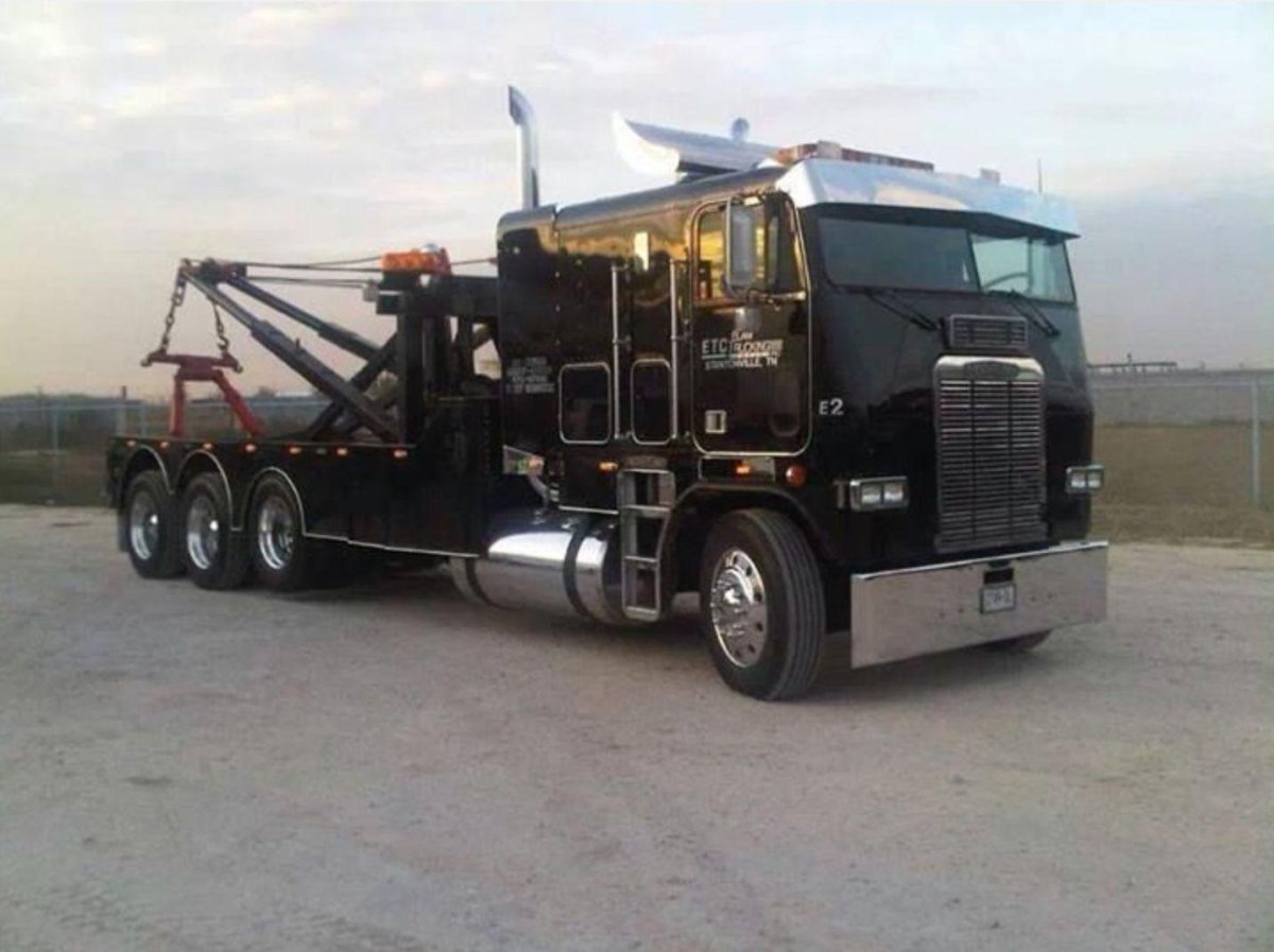 Эвакуатор freightliner Fla 9664