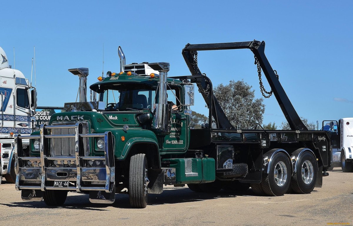Mack 6x6 эвакуатор