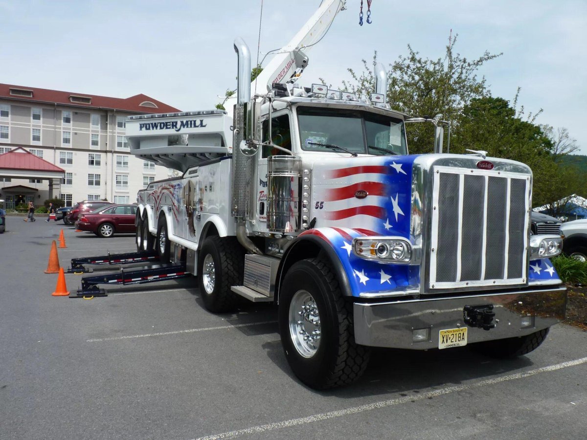 Американский эвакуатор