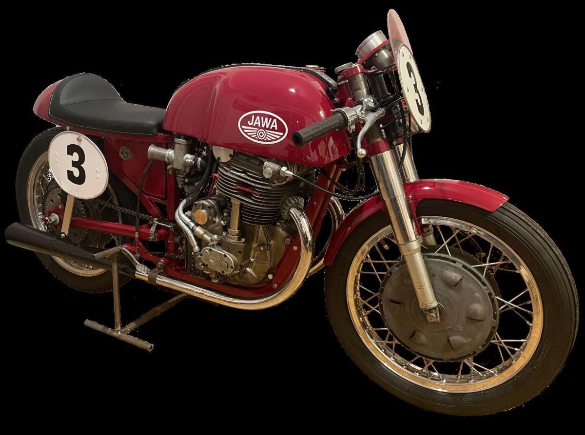 Мотоцикл Triumph 3hw