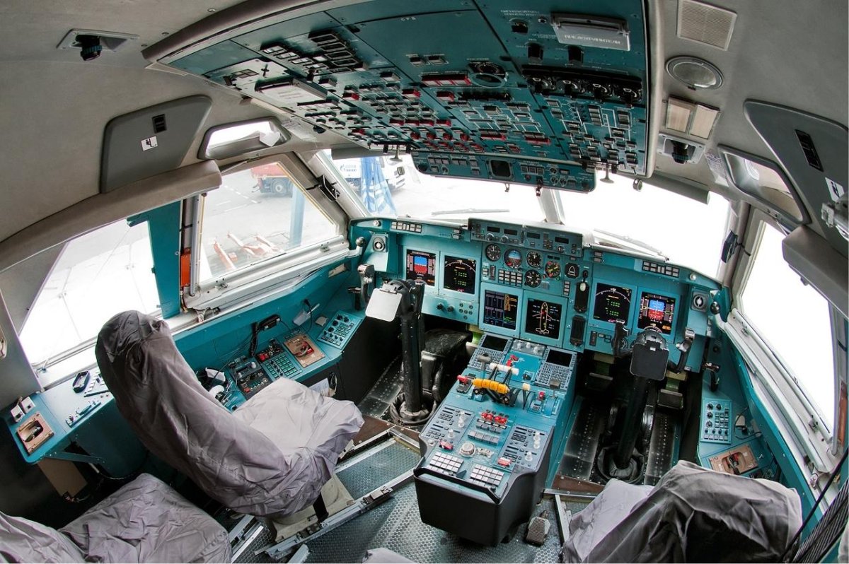 Кабина ил 96 300