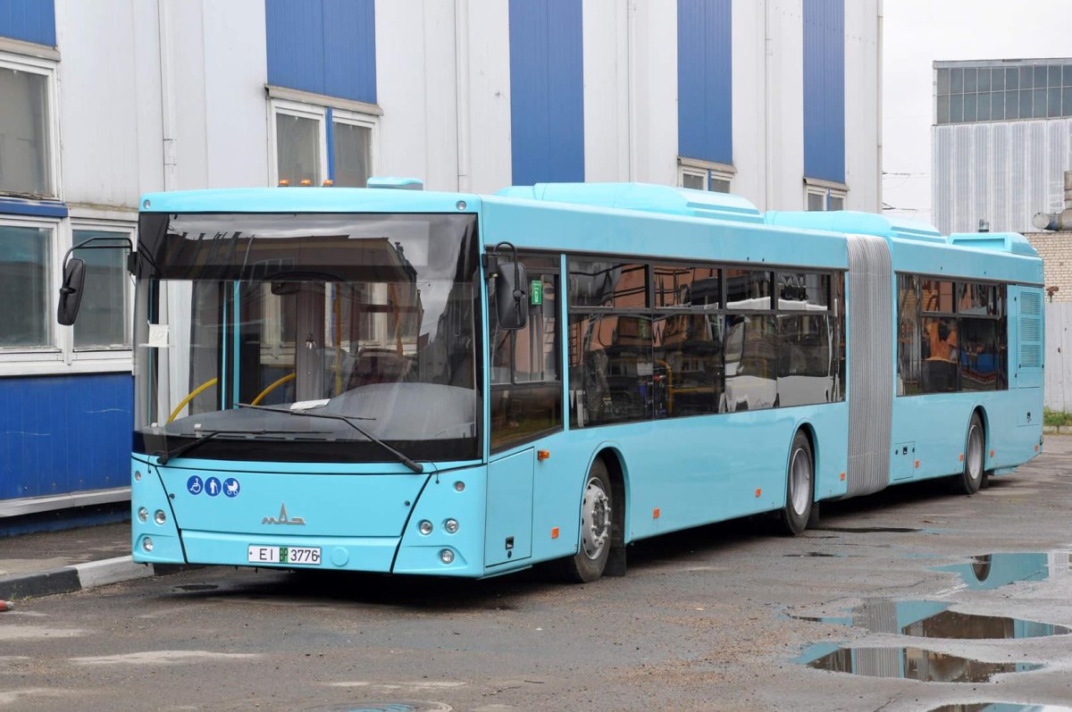 Автобус МАЗ 216066