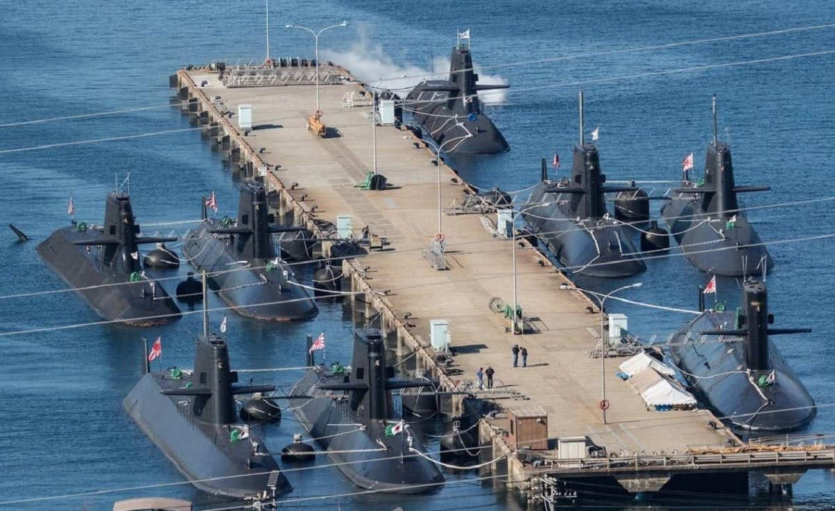 Подводная лодка авианосец Япония