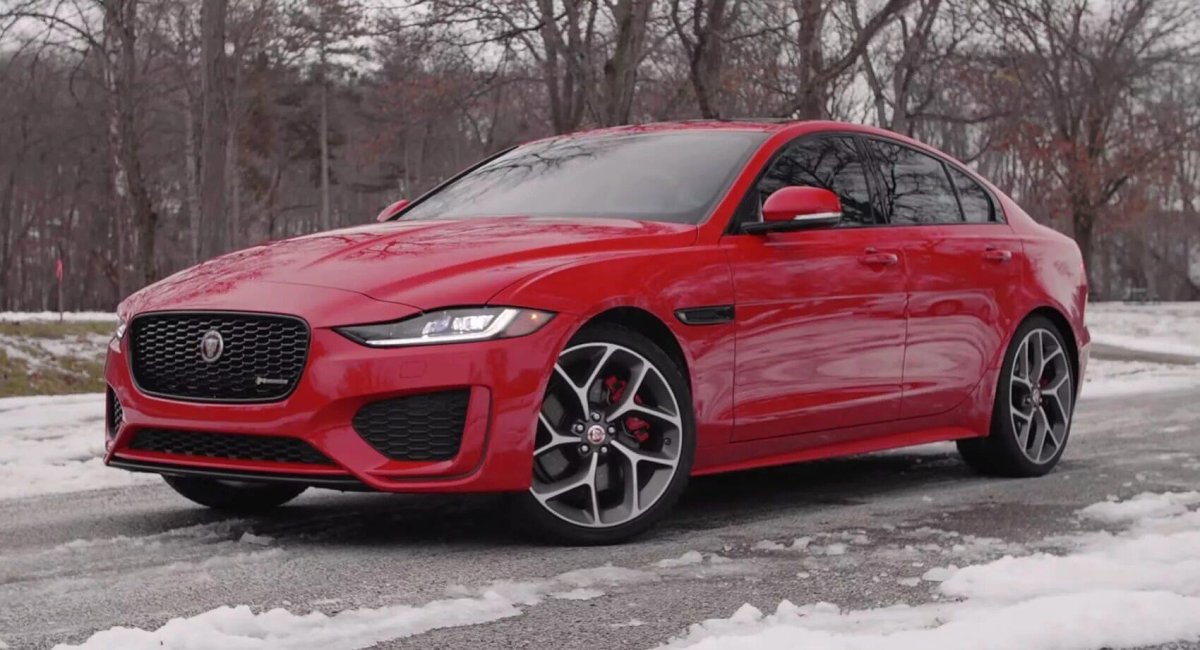 2020 Jaguar xe
