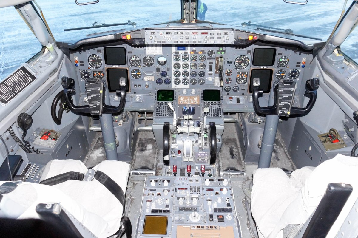 Боинг 737 500 кабина