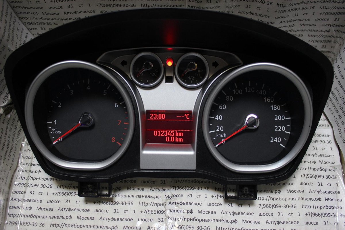 Панель приборов Ford Focus 2