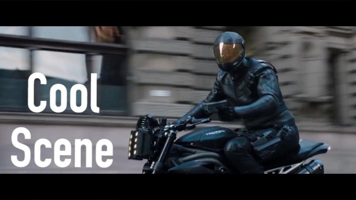 Форсаж Хоббс и шоу мотоцикл