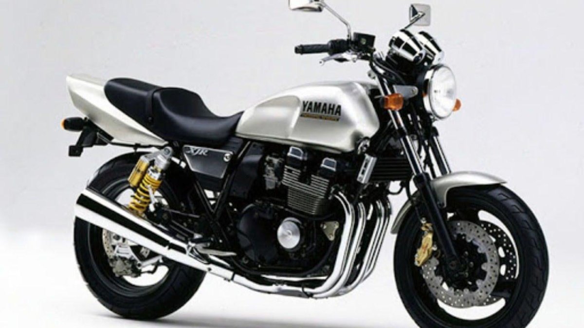 Мотоцикл Yamaha XJR 400