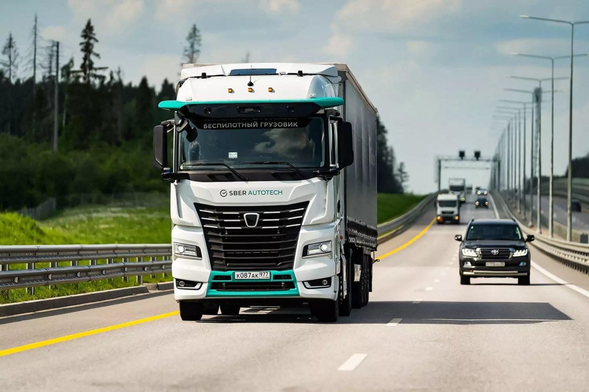 Беспилотные Грузовики м11