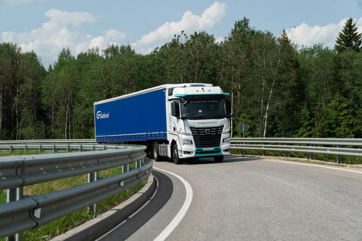 Беспилотные Грузовики м11