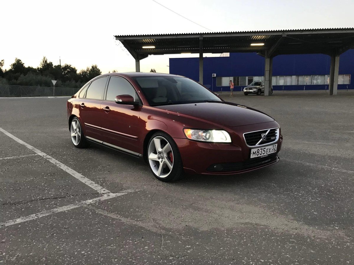 Volvo s40 r17