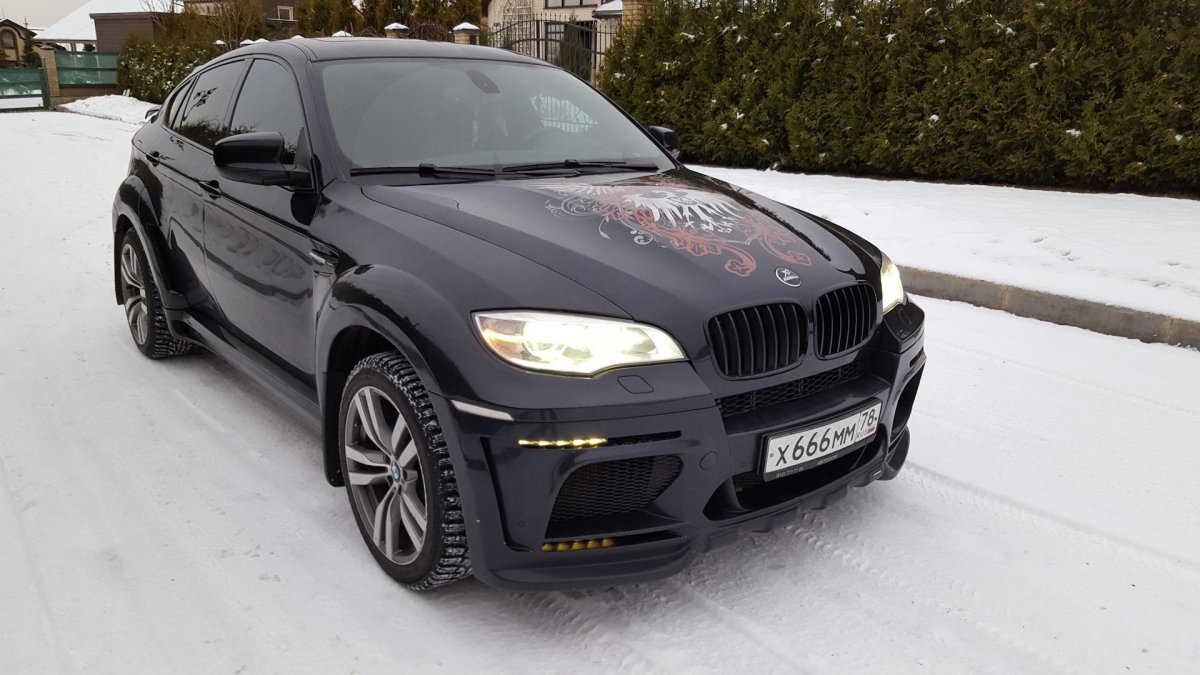 БМВ е71 черный тонированный