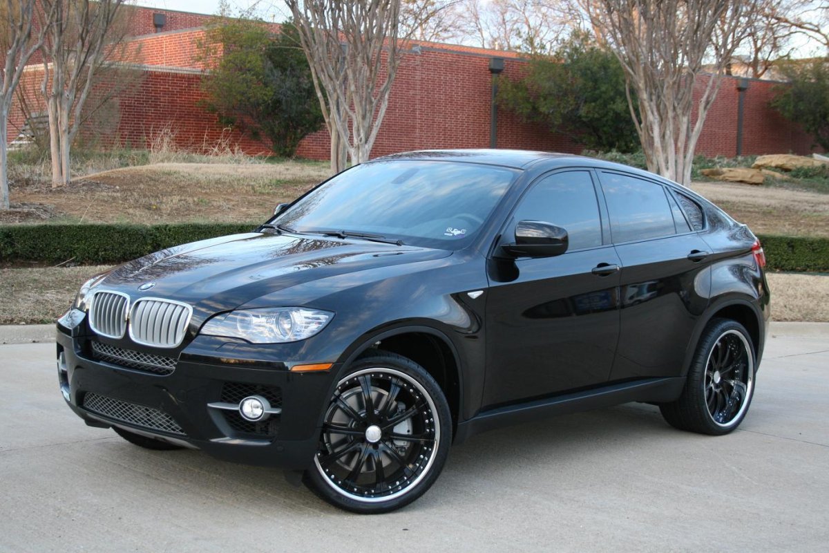 BMW x6 черная