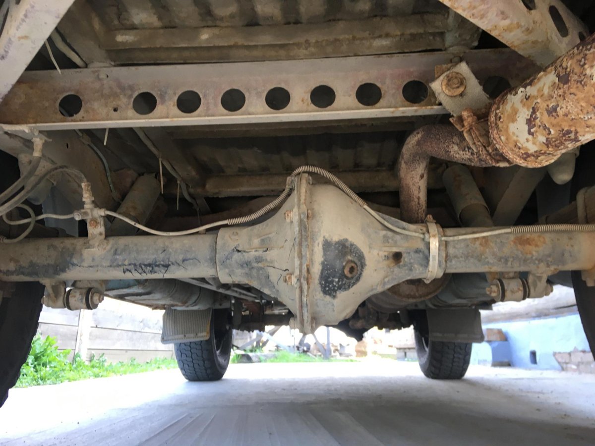 УАЗ 469 вид снизу