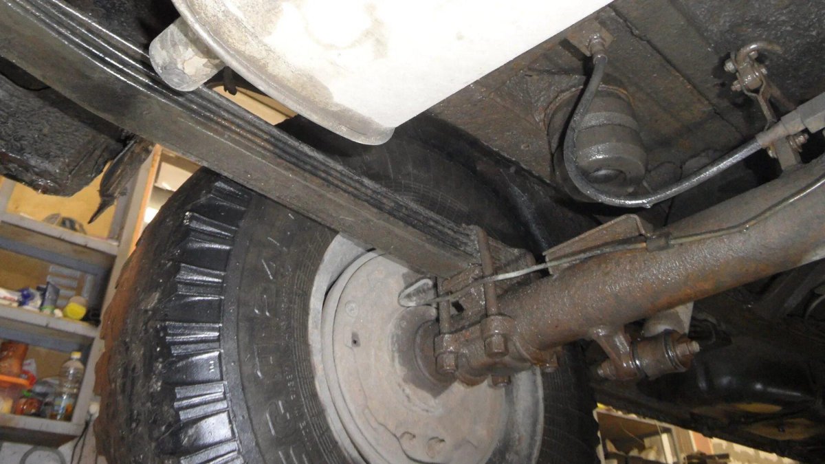 Рама УАЗ-469 вид снизу