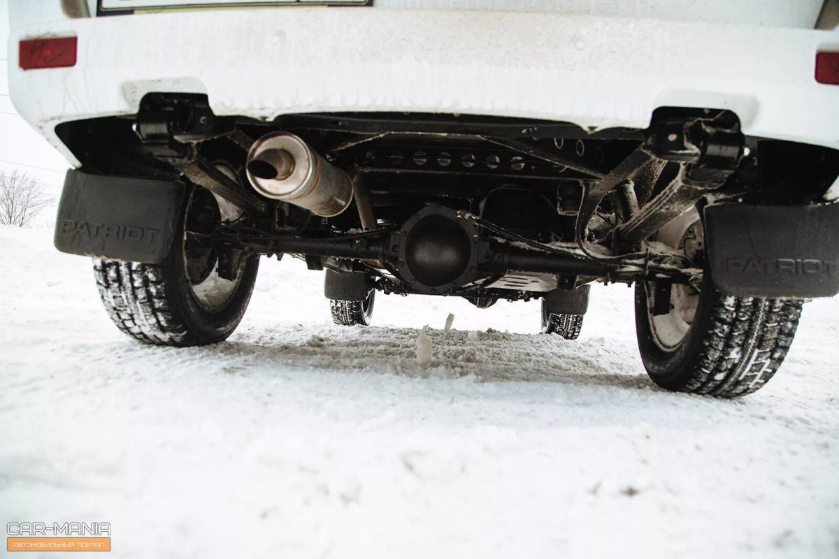 УАЗ Патриот вид снизу