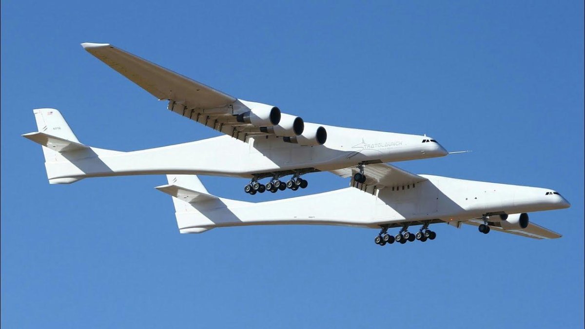 Stratolaunch model 351