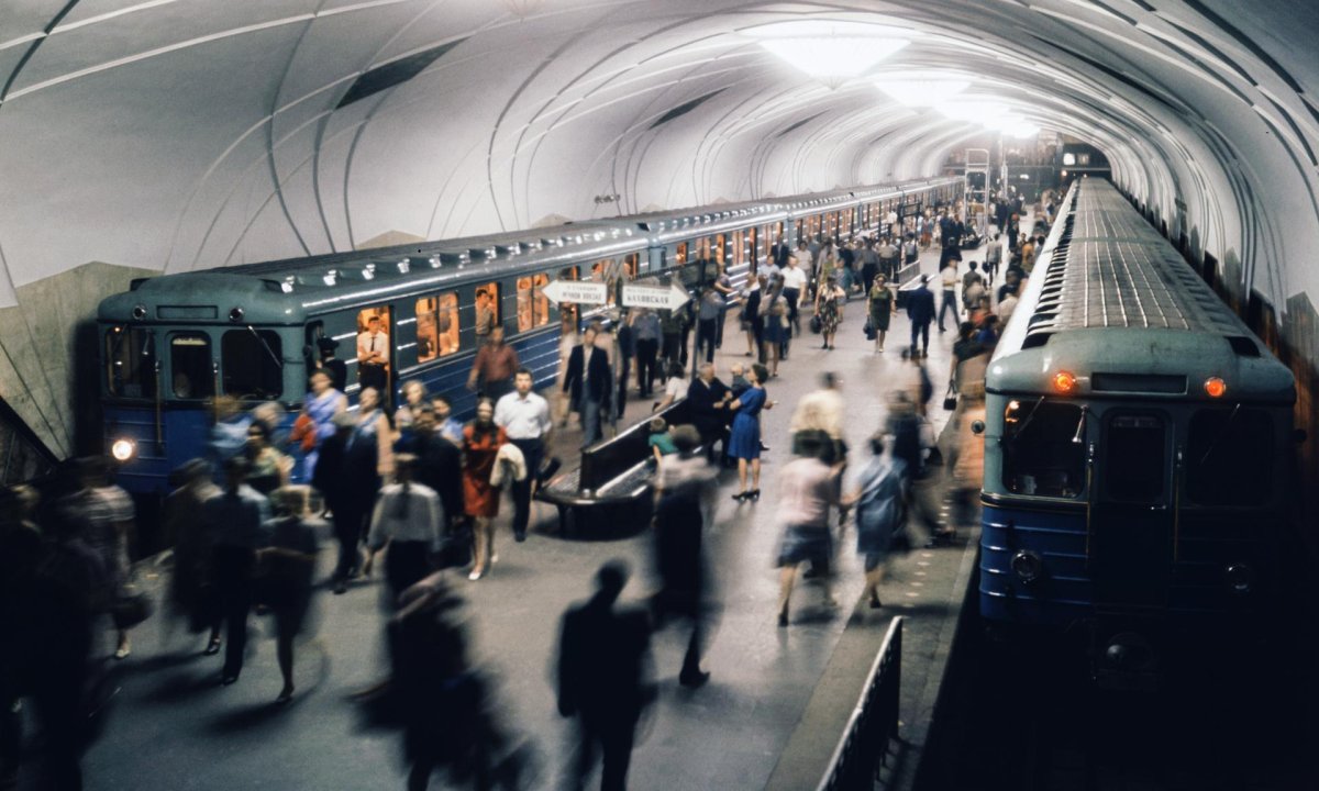 Станция метро Партизанская