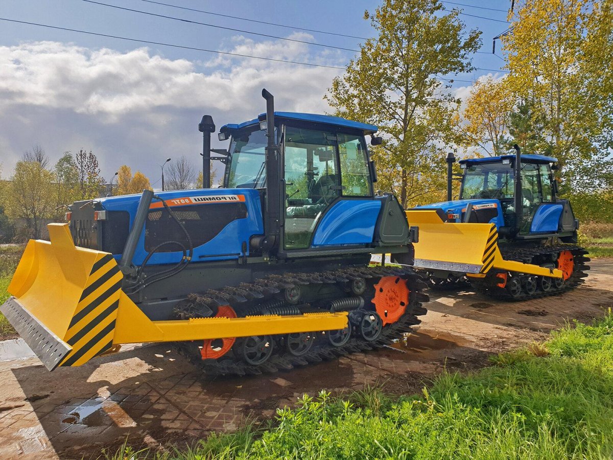 Трактор Агромаш 90