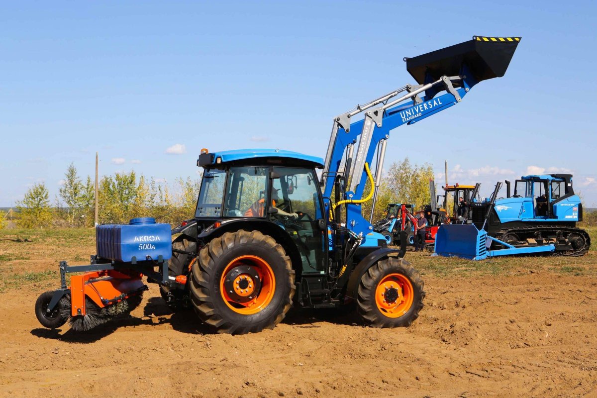 Машина погрузочно уборочная