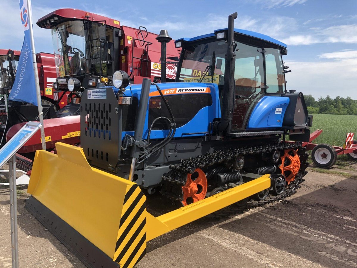 Бульдозер Агромаш 90тг