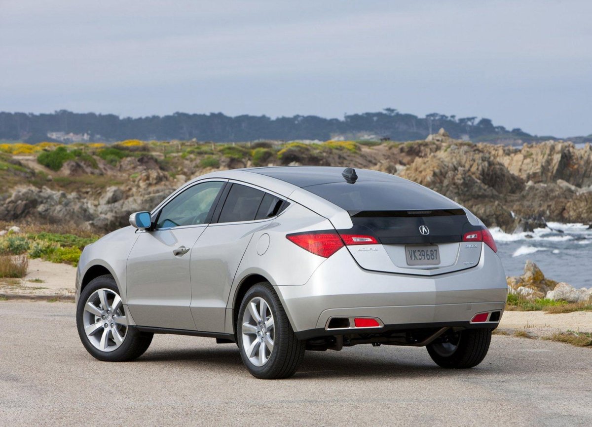 Acura кроссовер ZDX