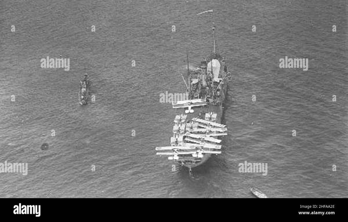 Джузеппе Миралья (гидроавианосец)