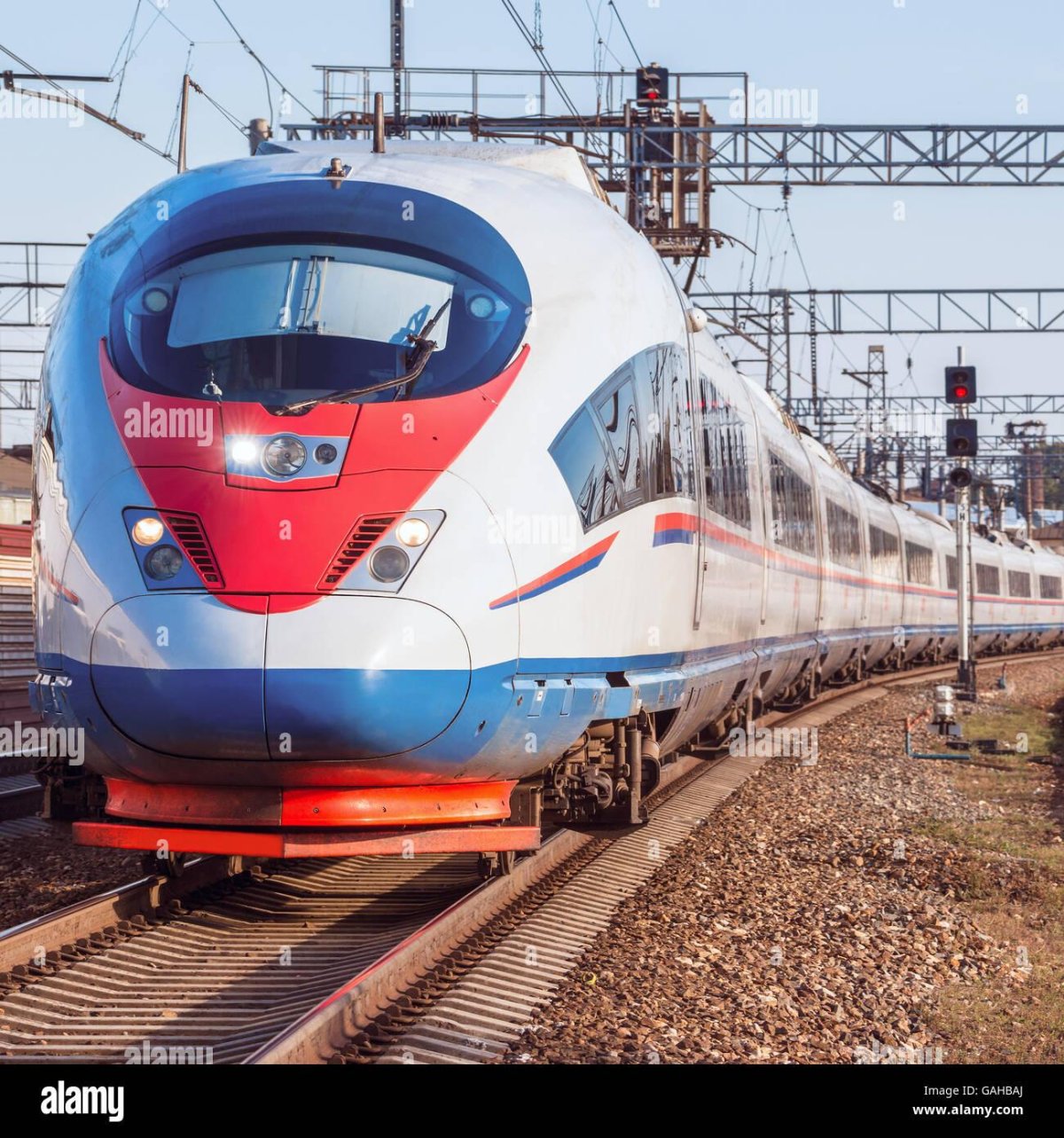 Пассажирский поезд Сапсан