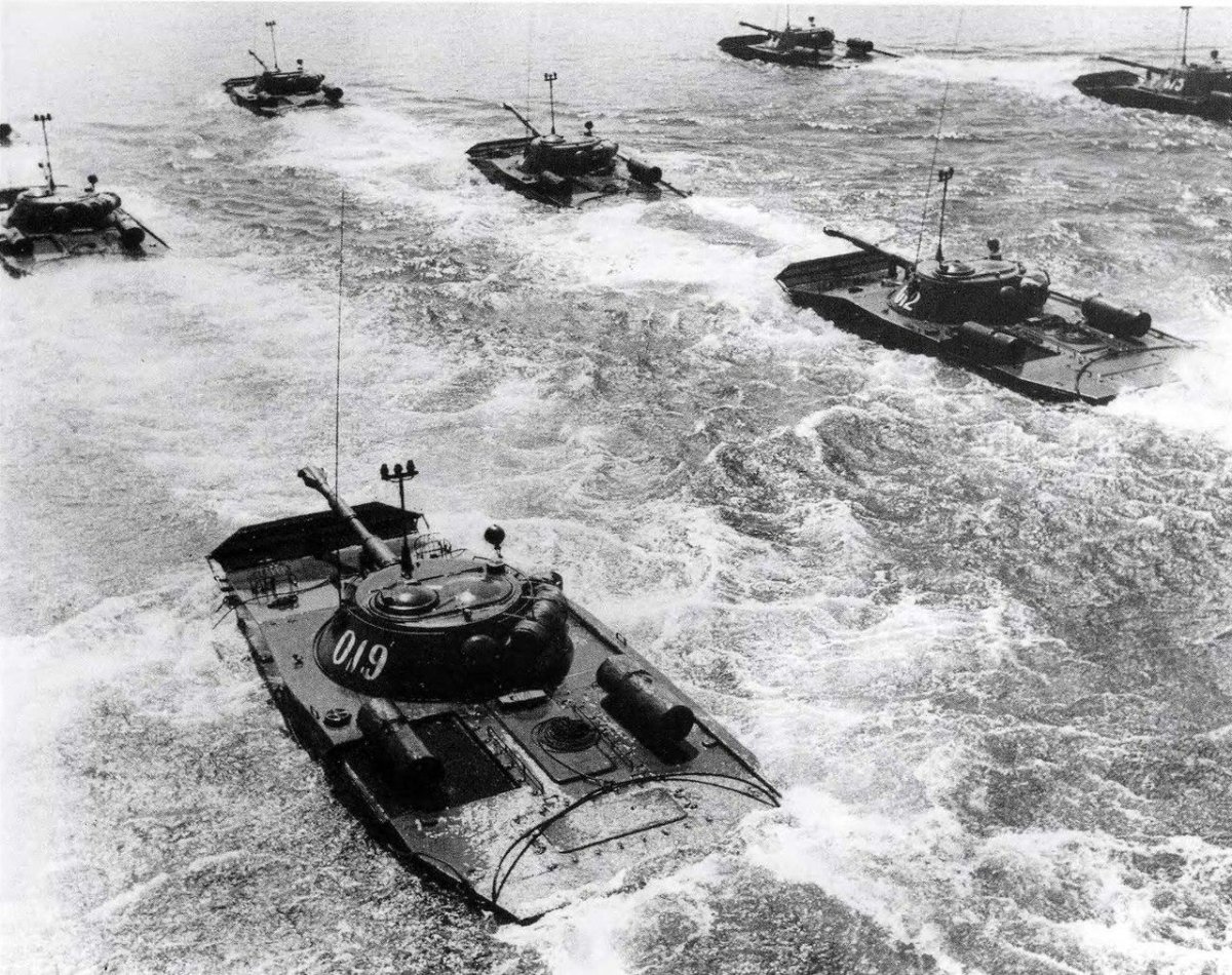 Пт-76 лёгкий танк