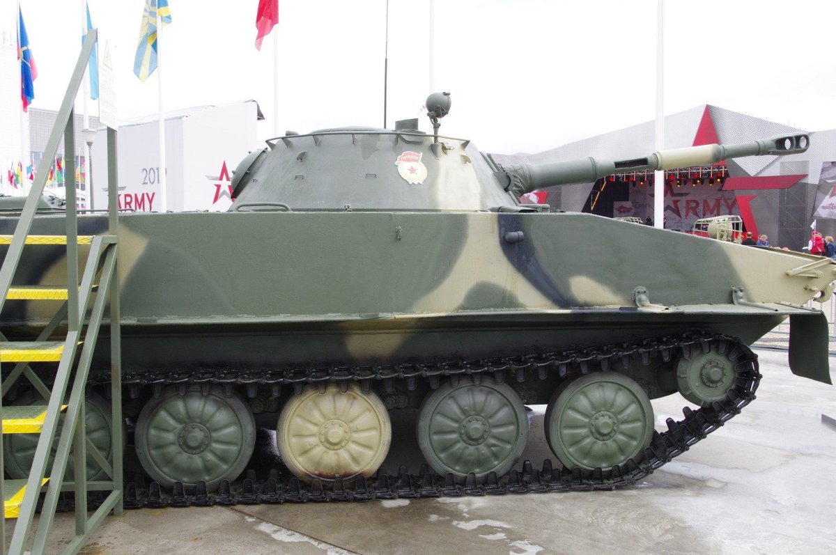 Пт-76 лёгкий танк