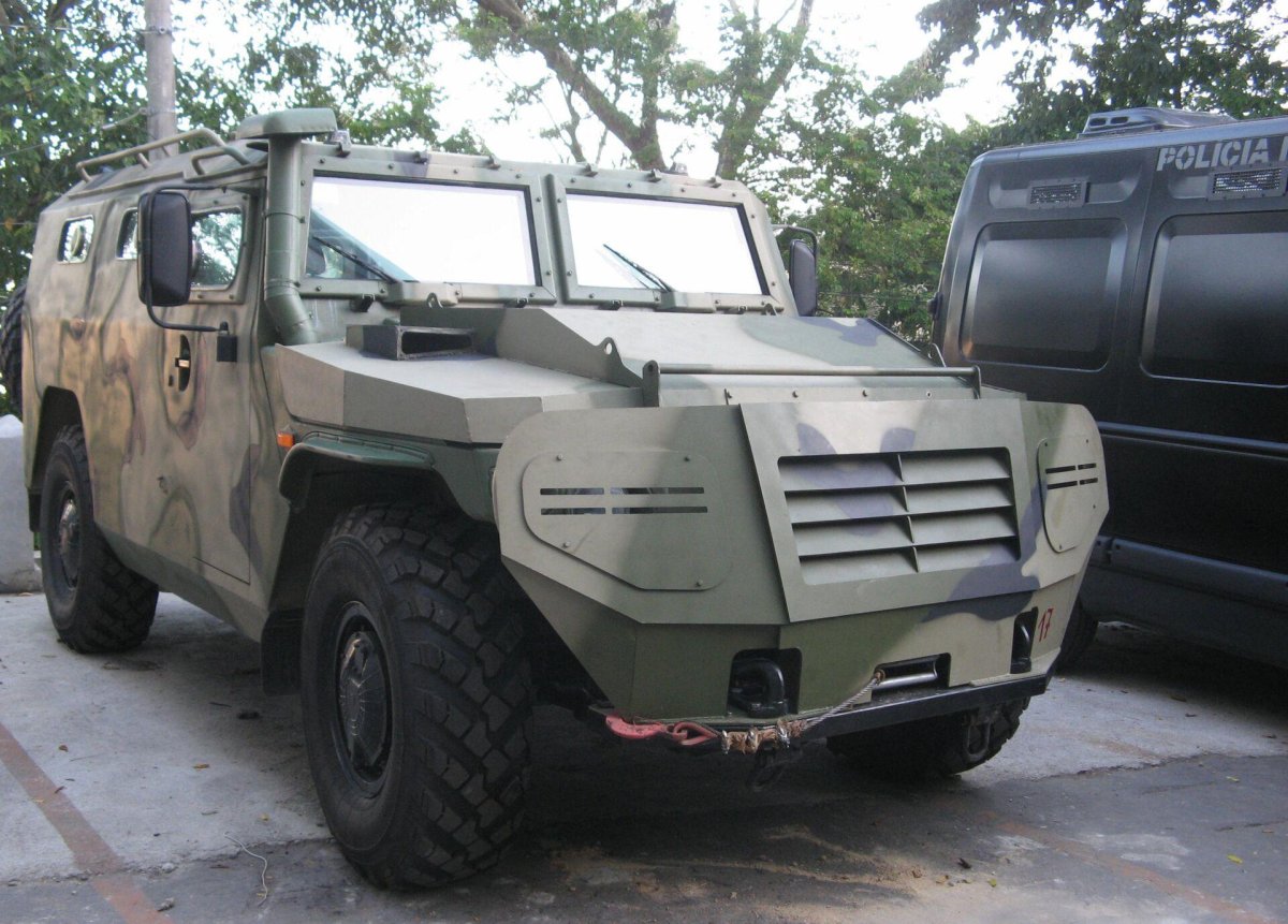 Бронеавтомобиль ГАЗ 2330 тигр