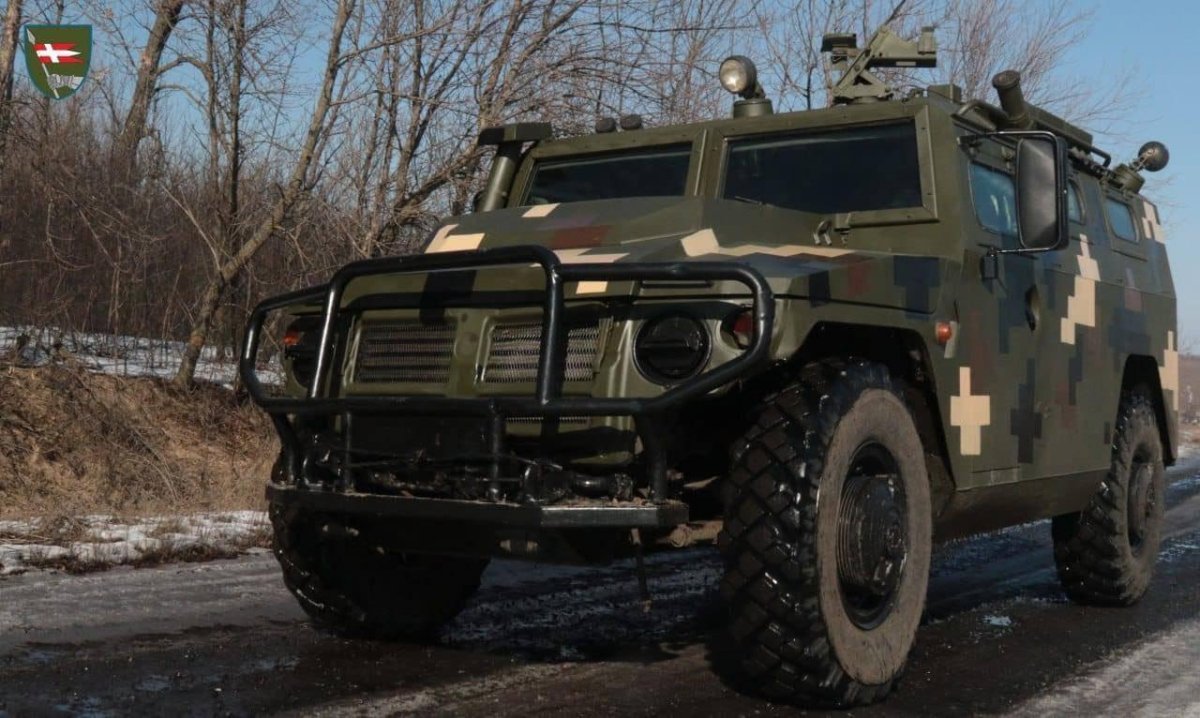 Броневик тигр