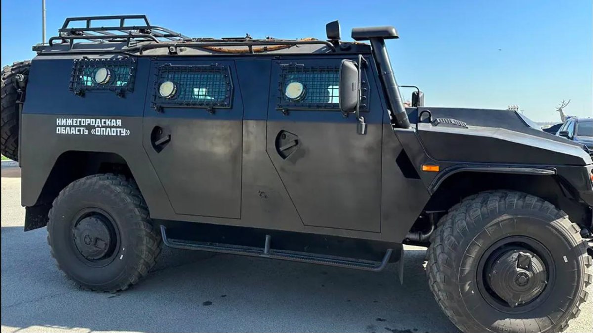 Тигр бронеавтомобиль