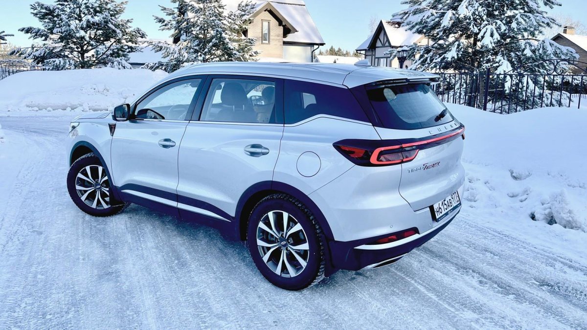 Тигго 7 про Макс серебристый