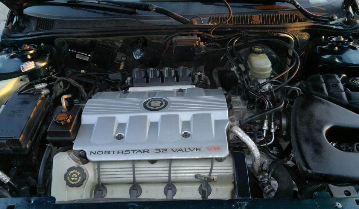 Cadillac Seville STS 4 6 V двигатель