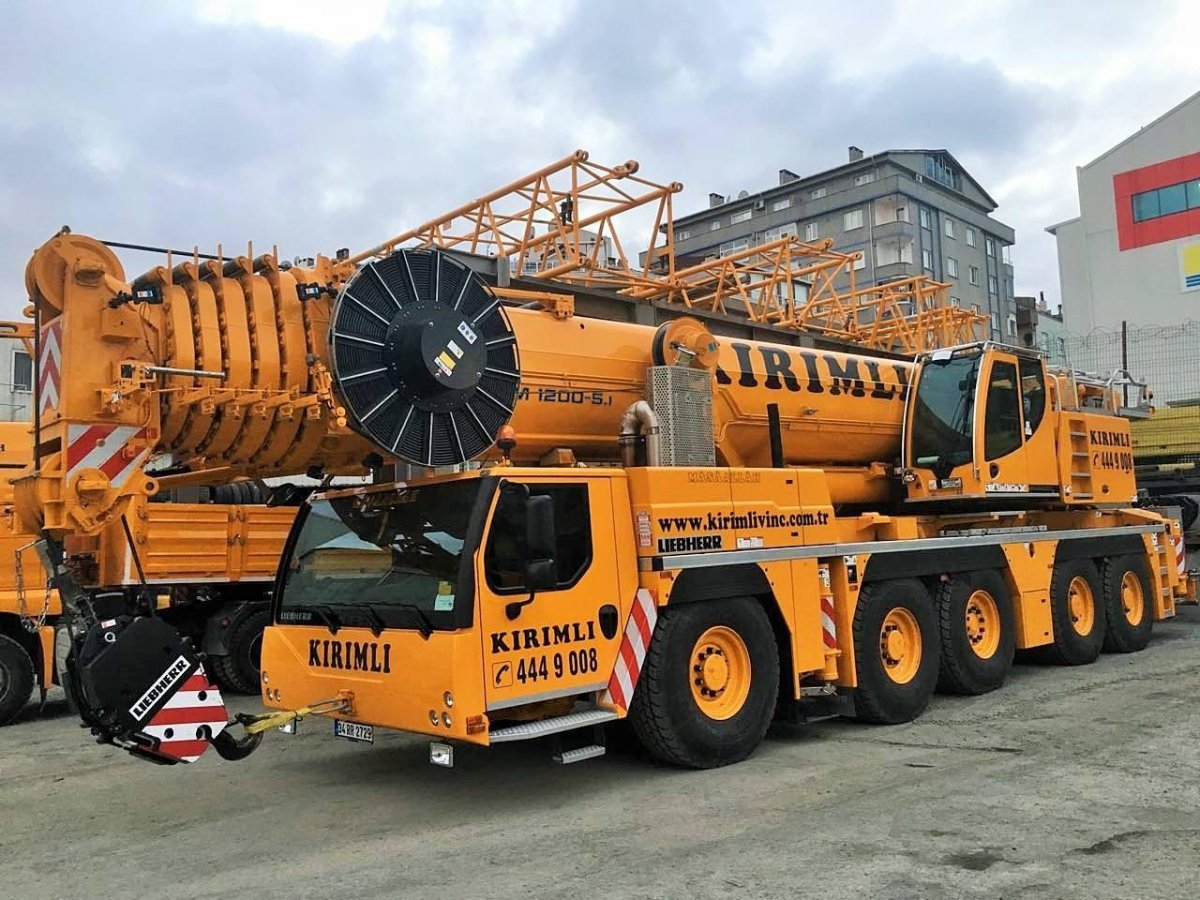 Liebherr LTM 1200