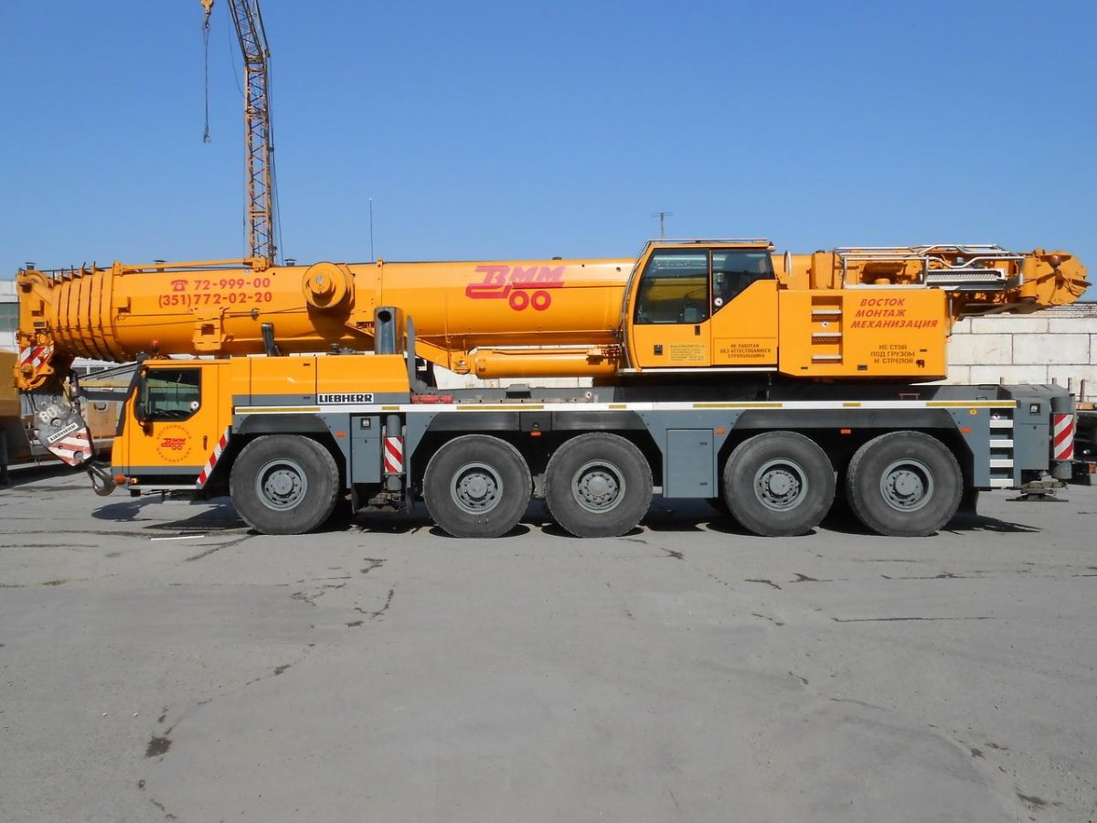 Автокран Liebherr LTM 1200