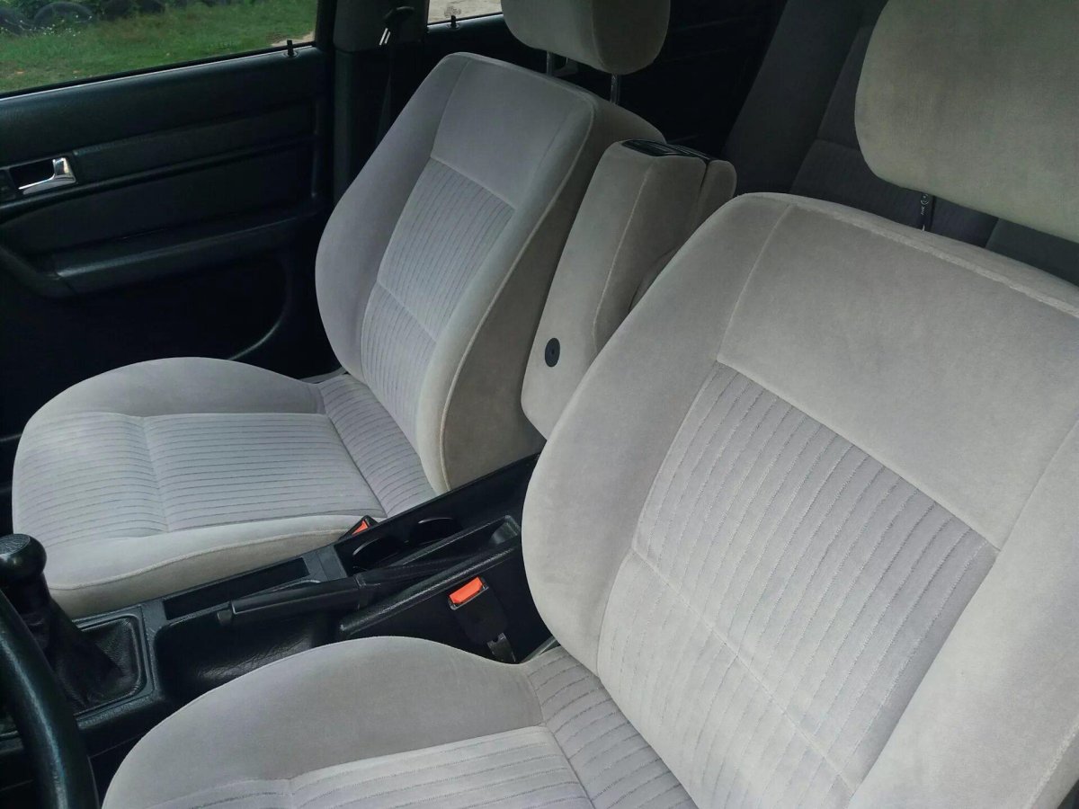 Ауди 100 салон велюр