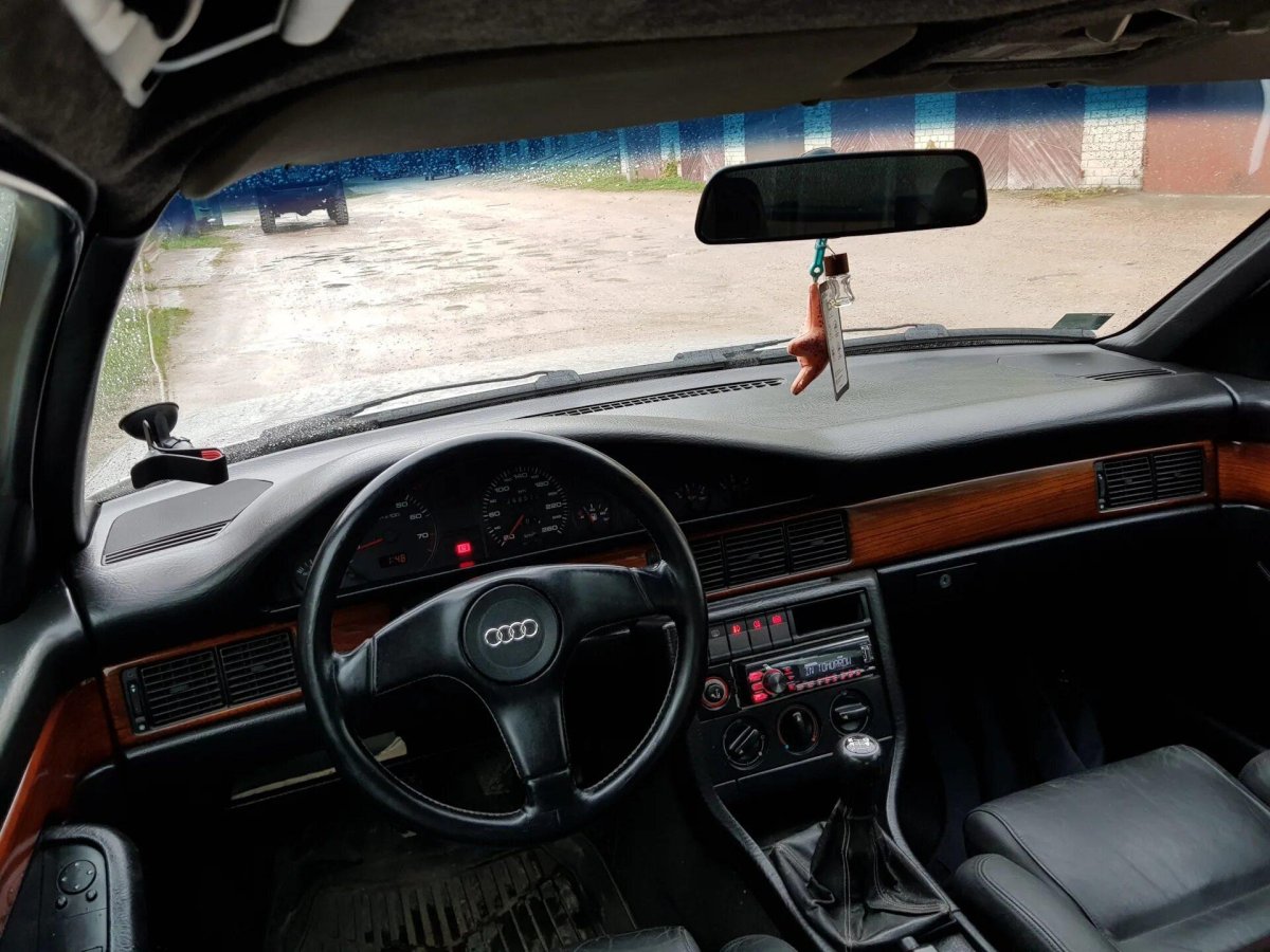 Audi 100 c4 avant салон