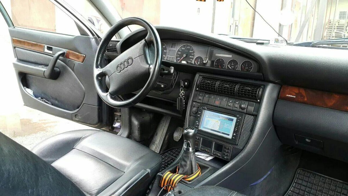 Audi a6 1994 салон