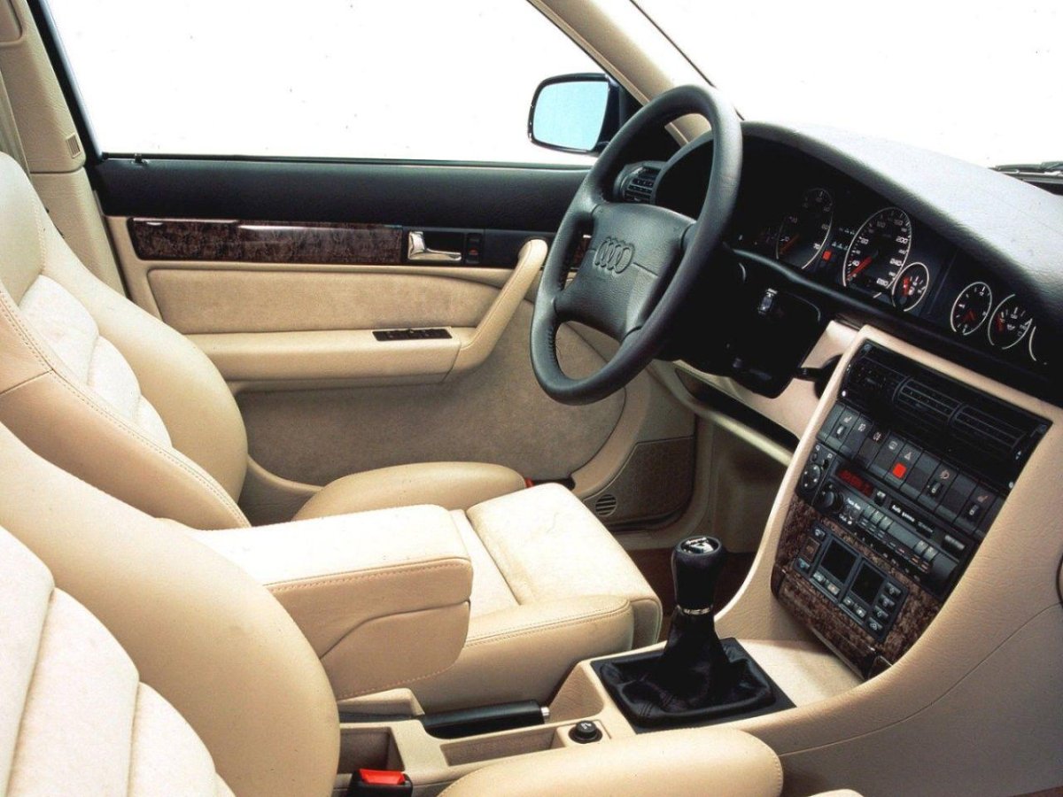 Audi a6 c4 1994 Interior