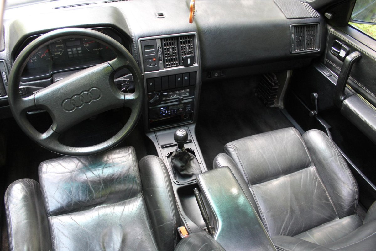 Ауди 100 c3 салон