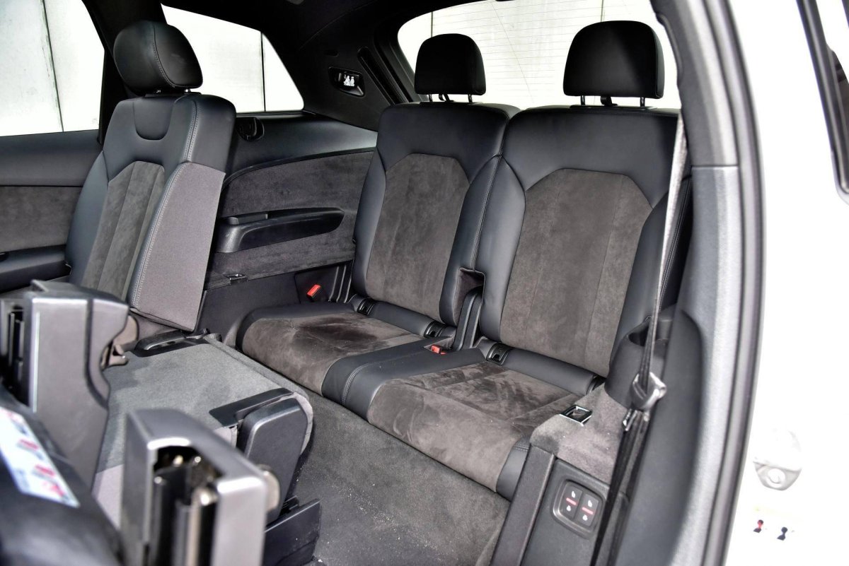 Audi q7 3 ряд сидений