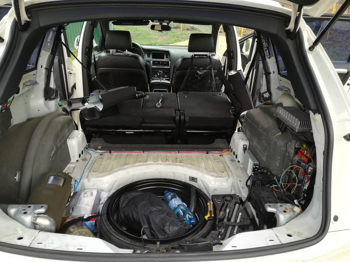 Audi q7 4l третий ряд сидений