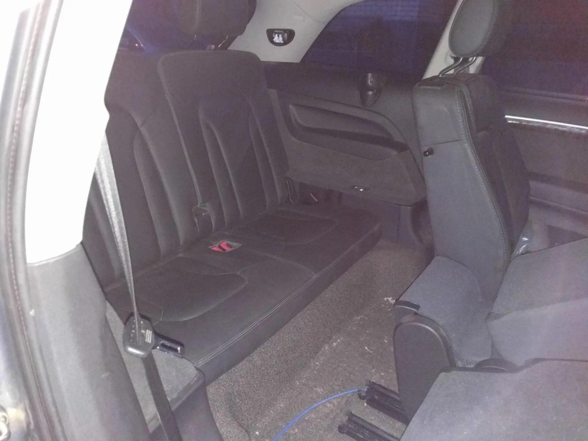 Ауди ку7 третий ряд сидений