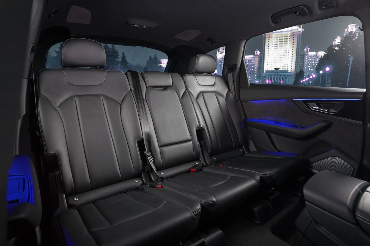 Audi q7 2021 салон