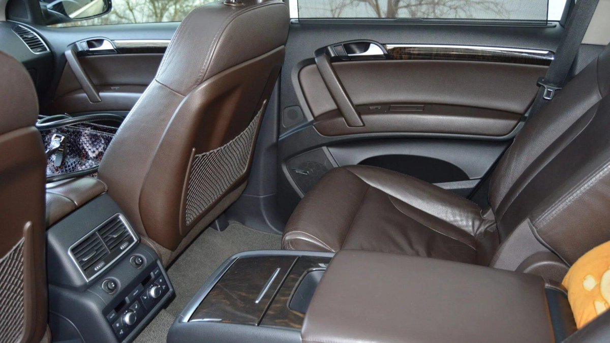 Audi q7 4l салон