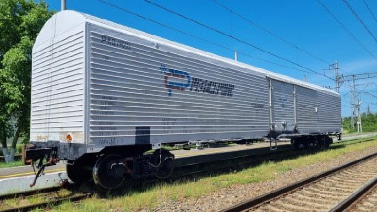 Изотермический вагон-термос модель 16-6962