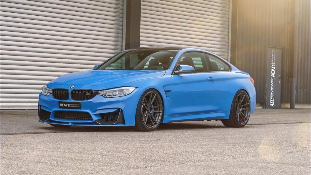 BMW m4 f82 CS
