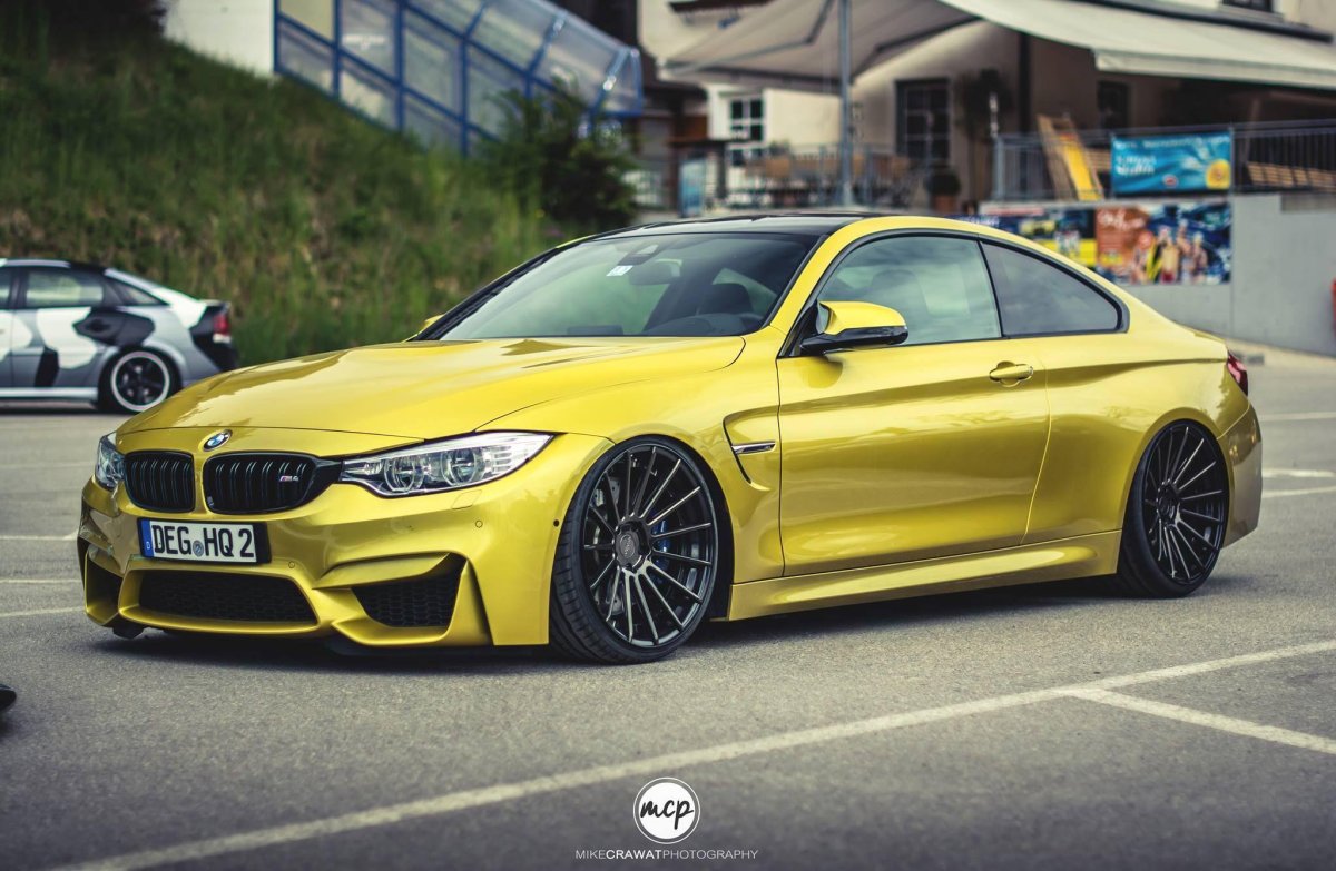 BMW f82 m4 Matte Purple